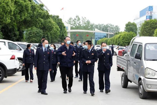 The First Inspection Bureau of Suizhou Taxation Bureau and Chengli Automobile Group Jointly Organized Grassroots Activities to Reduce Taxes and Optimize Services to Reinstate Production and Promote Development