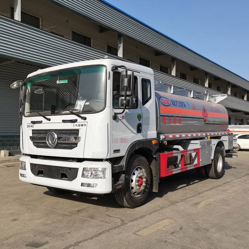 Dongfeng 4*2 11000L oil tank truck