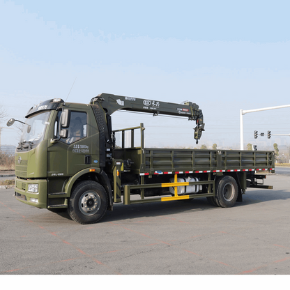 FAW  4x2   Truck-mounted Crane