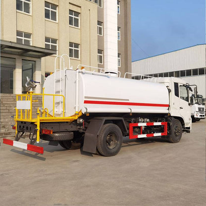 Dongfeng 4X2 14000L sprinkler truck