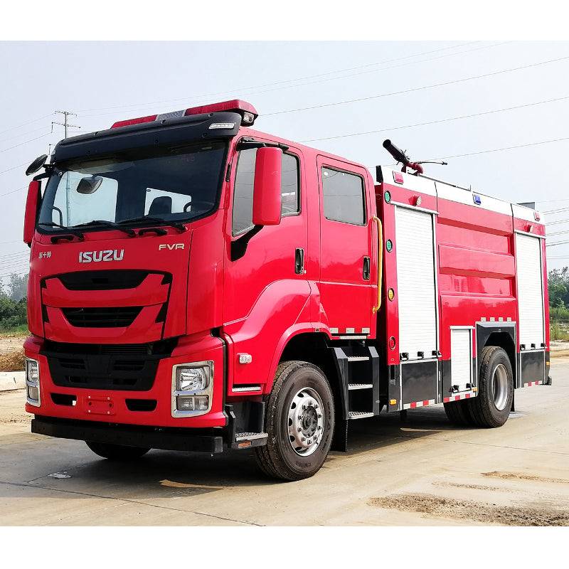 ISUZU 4X2  6500L foam fire truck