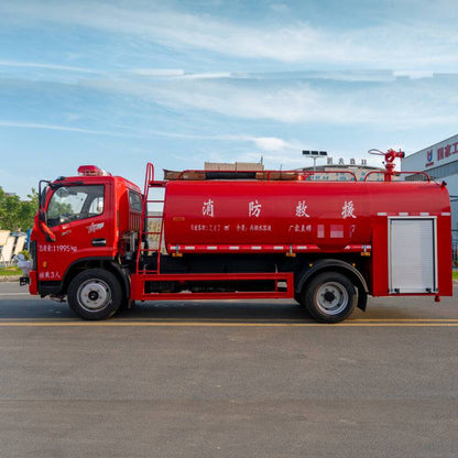 Dongfeng  4X2  8000L  water tank fire truck