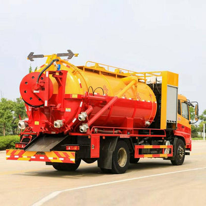 Dongfeng  4x2 sludge transport truck  4 square water tank 8 square waste tank