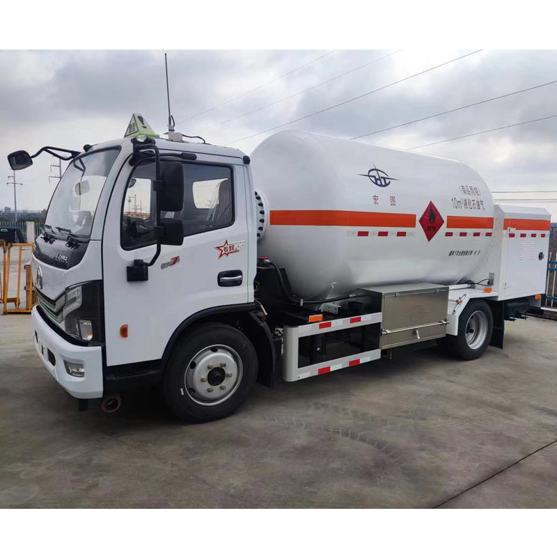 Camion de réservoir d'huile de Dongfeng 6*4 20000L 