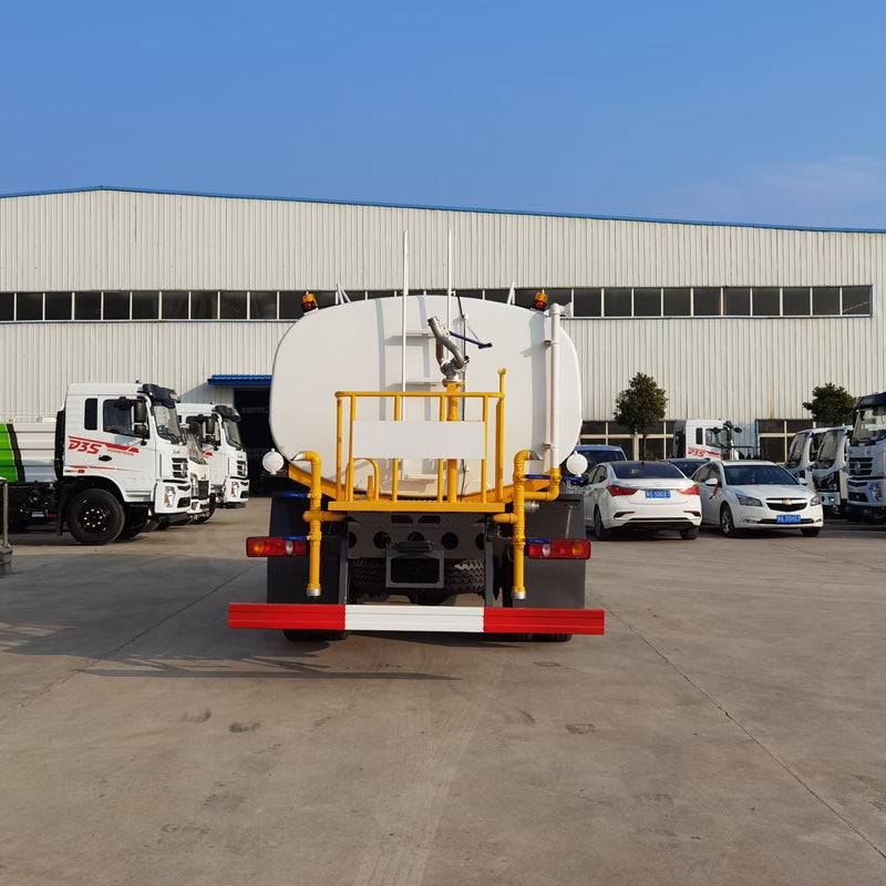 HOWO 6X4 20000L  sprinkler truck