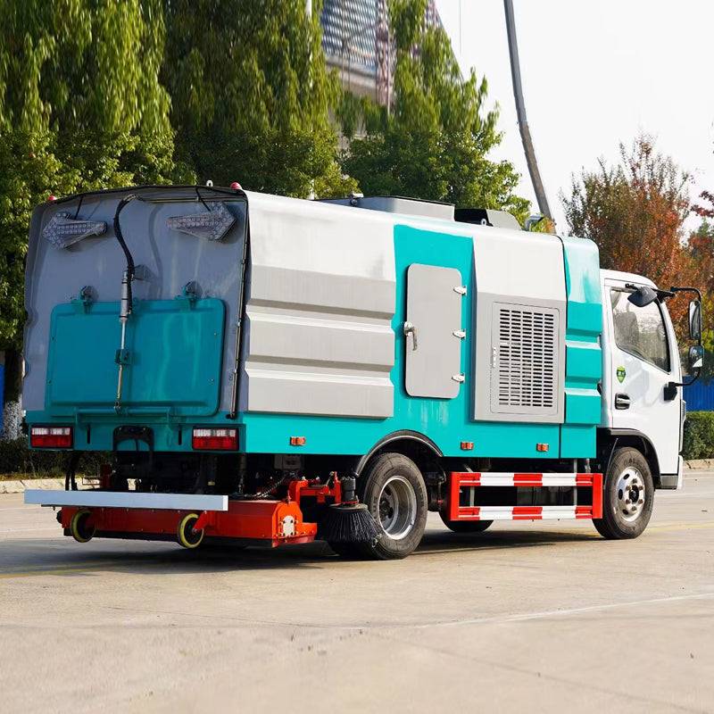 Dongfeng 4x2 road vacuuming truck 1 square water tank 4 square dustbins