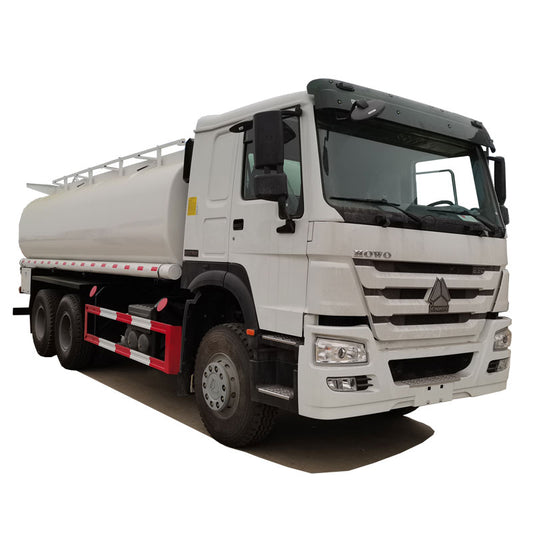 Camion-citerne à huile HOWO 6 * 4 20000L 