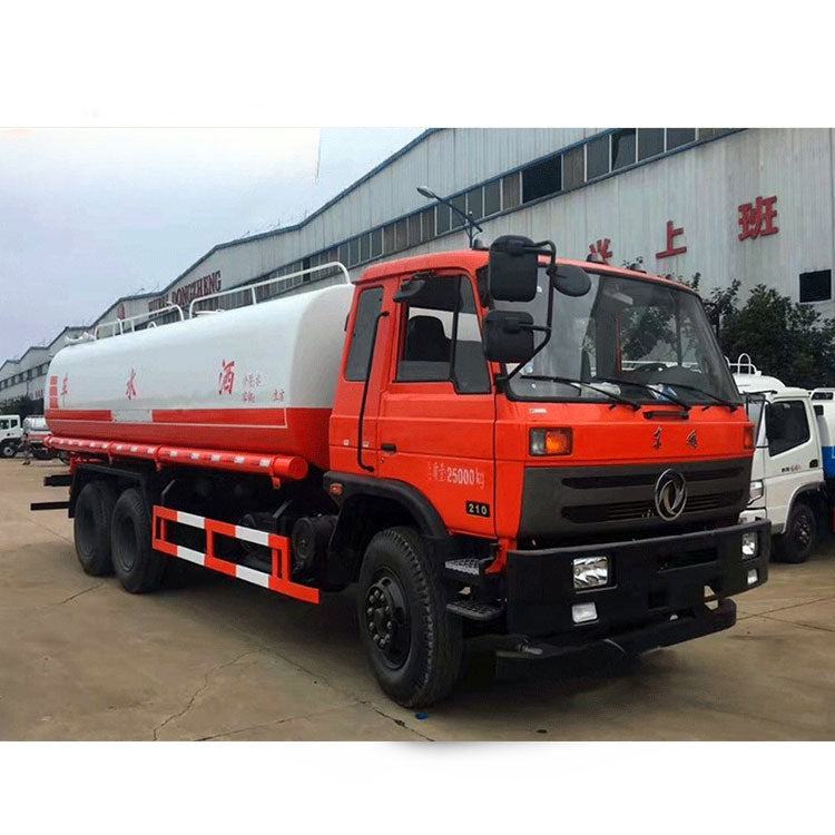 Camion d'arrosage Dongfeng 6X4 20000L 